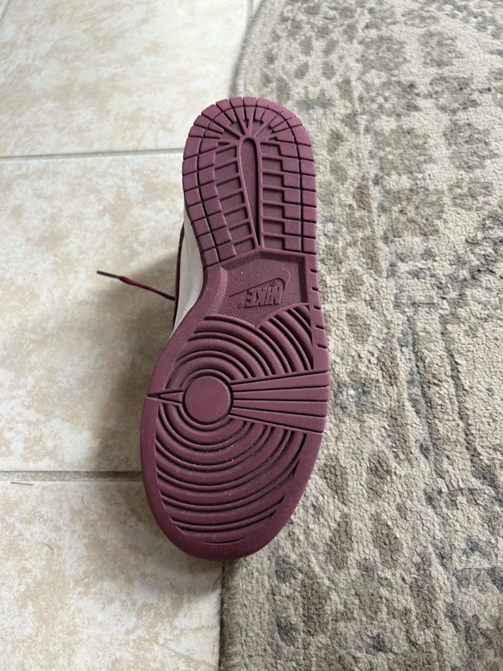 Nike Low-Top Sneakers - Maroon and White